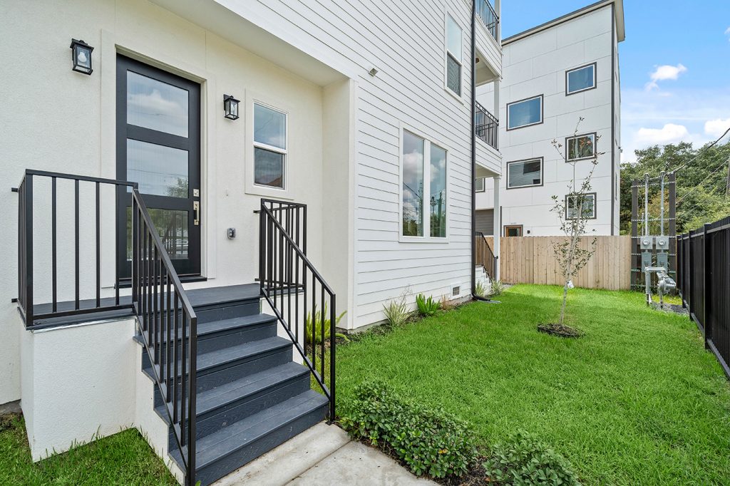 townhomebuilderforsaleheightshouston1624E4 Townhome Builder